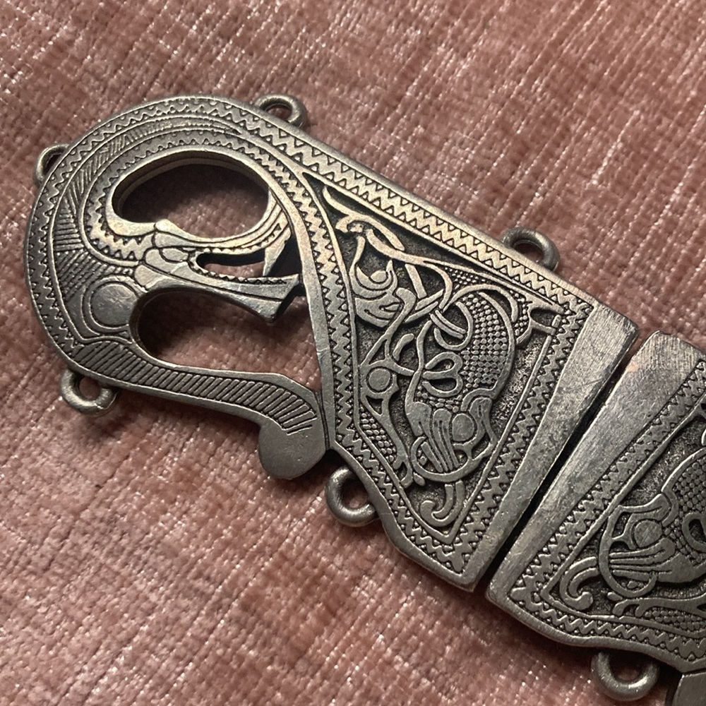 VIKING DRAGON CELTIC SILVER COLORED CLOAK CLASP MEDIEVAL RENFAIRE SCA GARB